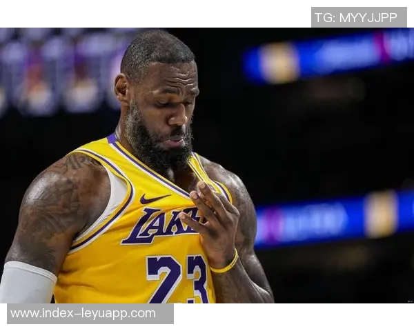 美记揭秘达蒙琼斯利用詹姆斯伤病进行赌球内幕詹姆斯对此毫不知情