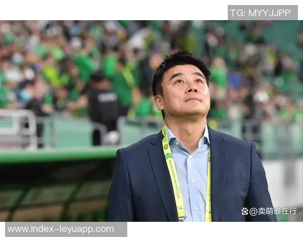 池忠国荣膺国安出战200场纪念李明亲自颁发特别球衣致敬球员贡献